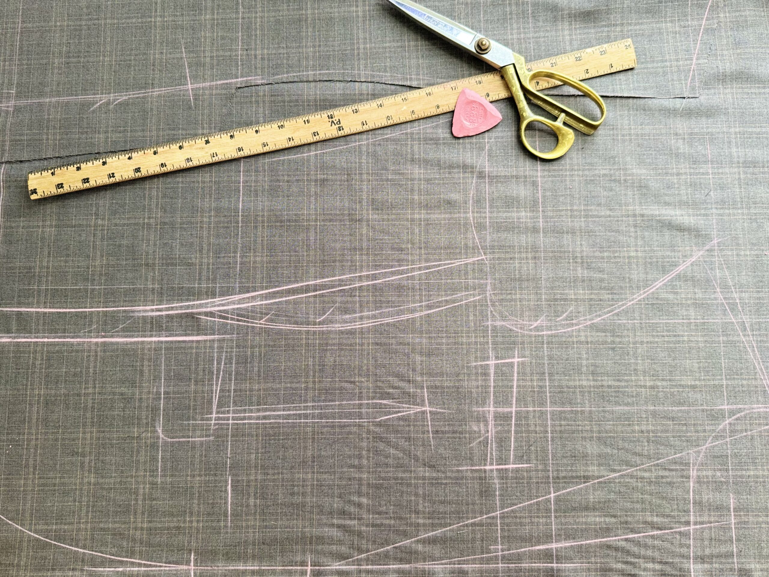 Finding a Reliable Hua Hin Tailor for Custom Made Suits